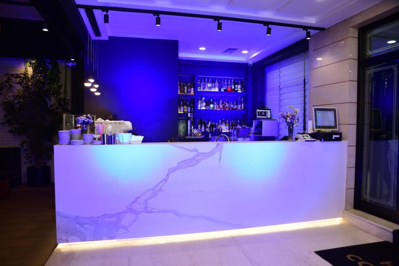 Hotel Comfort Tiranë Ngoại thất bức ảnh