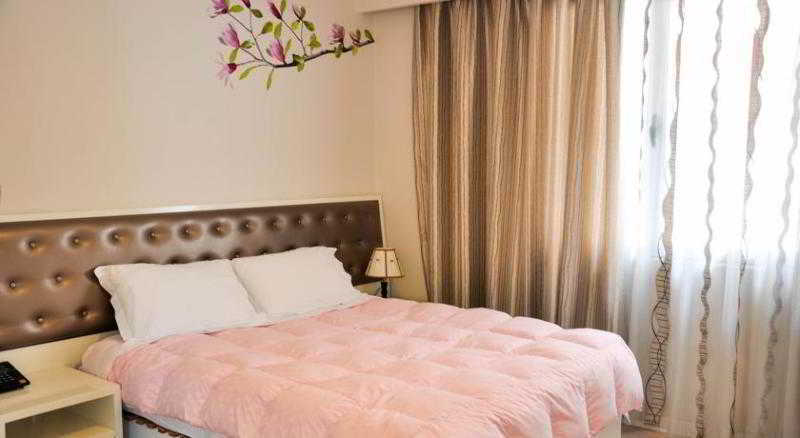 Hotel Comfort Tiranë Ngoại thất bức ảnh